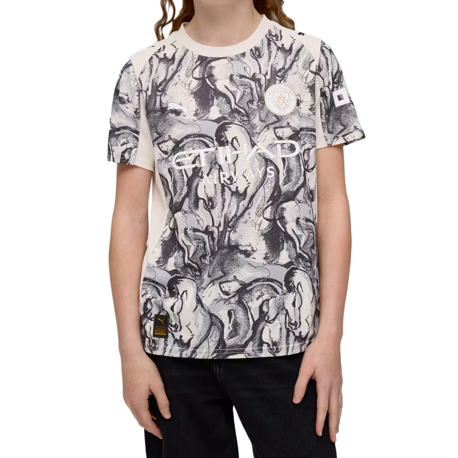 Детская футболка с длинным рукавом Manchester City T Shirt Kids' PUMA, High Mountain Snow Plain Dark Gray — фото 4
