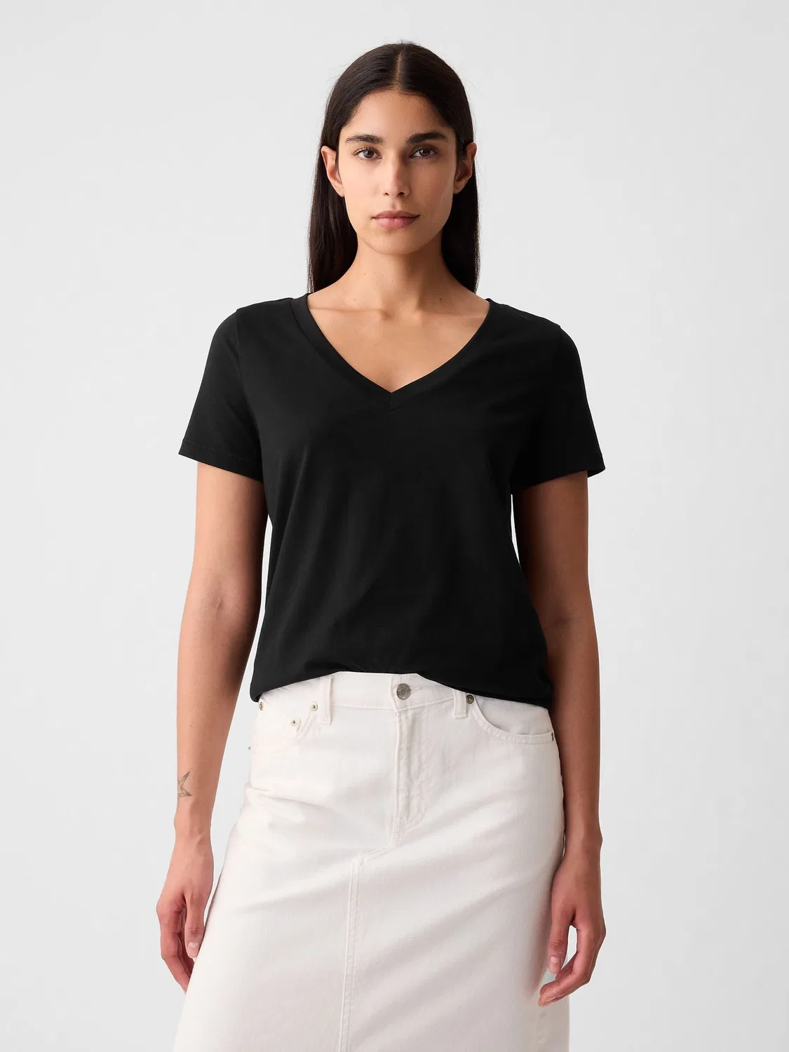 Футболка с V-образным вырезом Gap Vintage Soft, черный