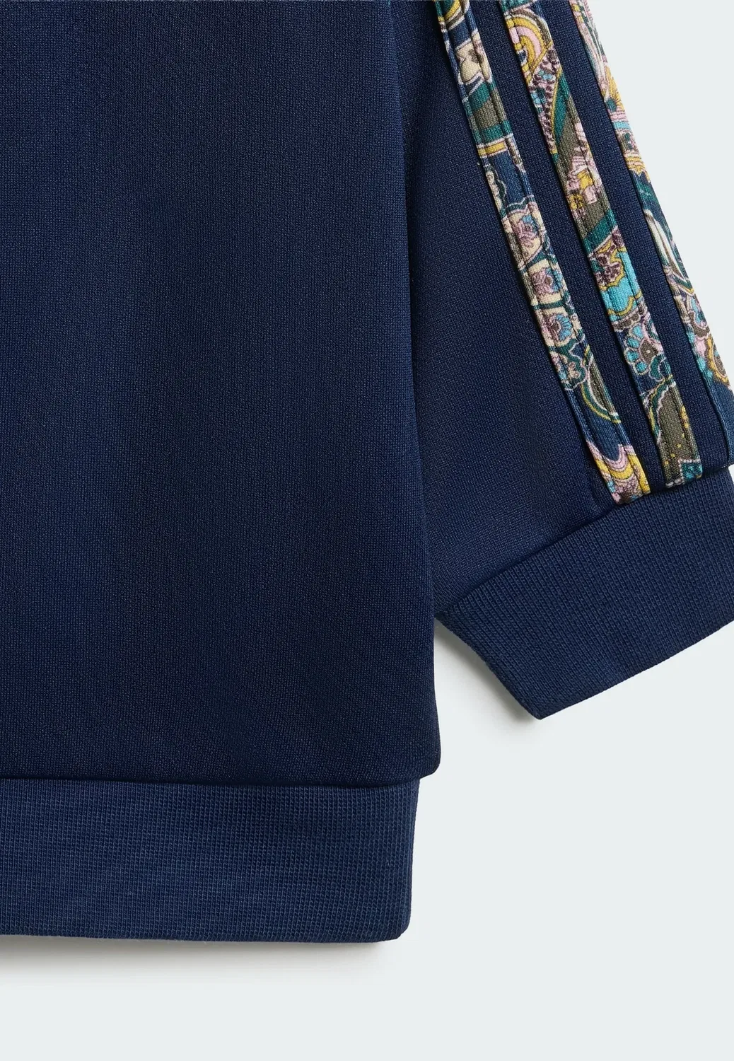 Комплект Adidas x Liberty London: толстовка оверсайз с круглым вырезом и леггинсами Adidas Originals, Night Indigo Multi Multicolor Night Indigo — фото 3