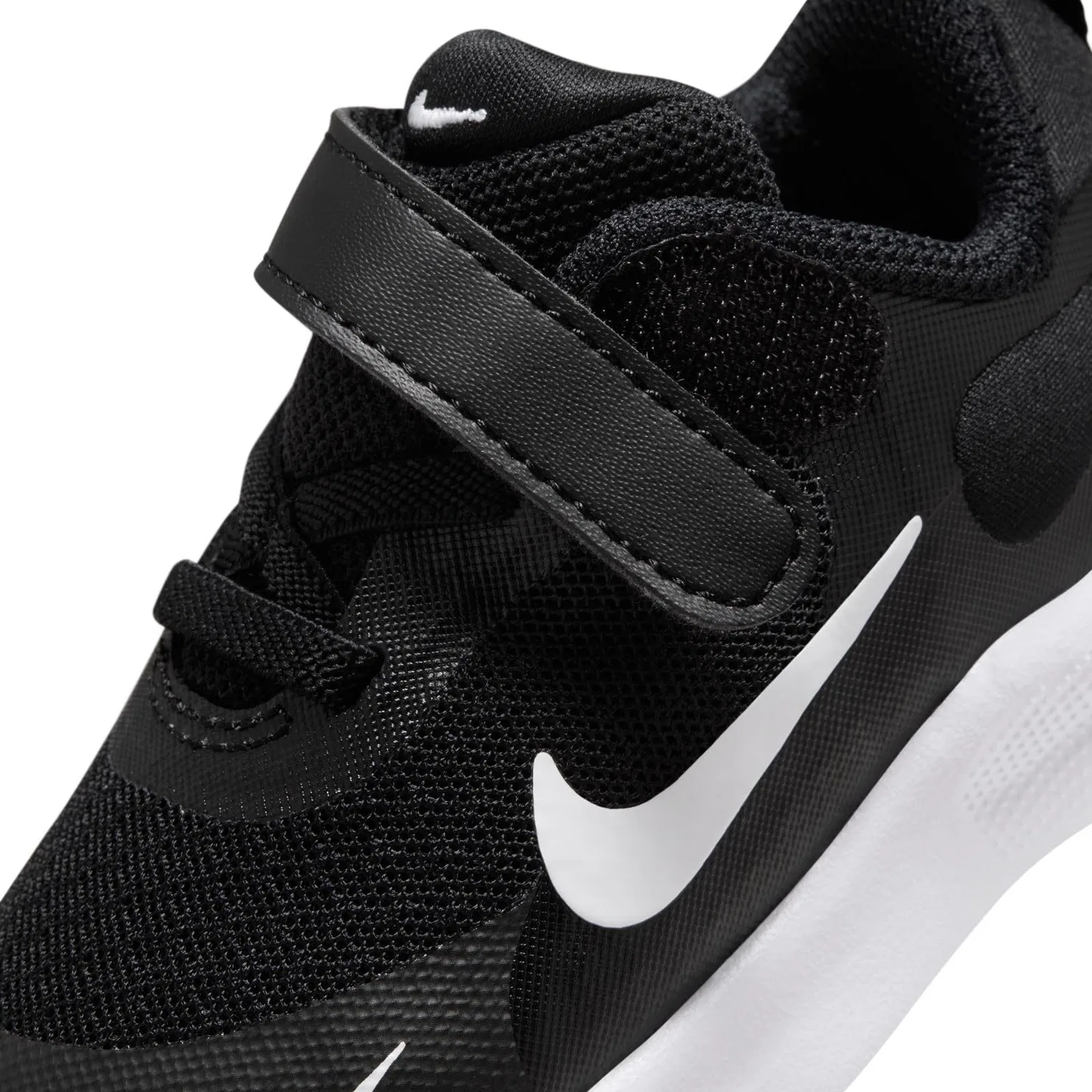 Детские кроссовки NIKE Revolution 7, Black — фото 2