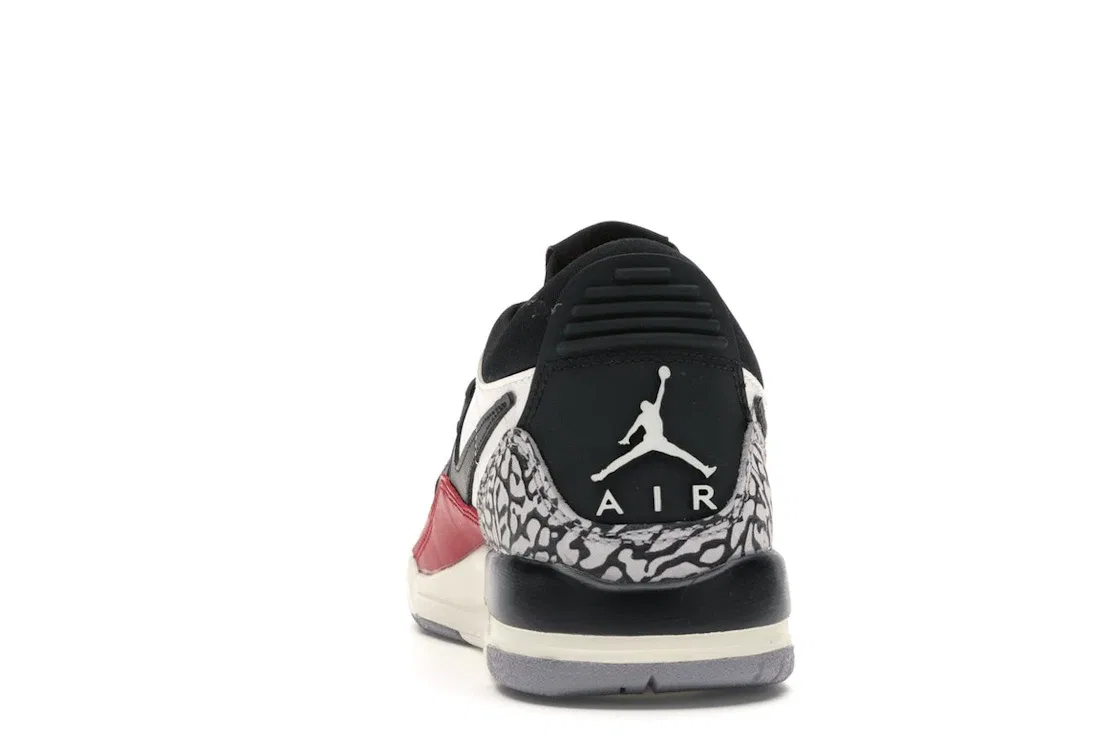 Детские кроссовки Lifestyle с принтом Jordan Legacy 312 Low Jordan, Summit White/Black-Varsity Red-Sail — фото 4