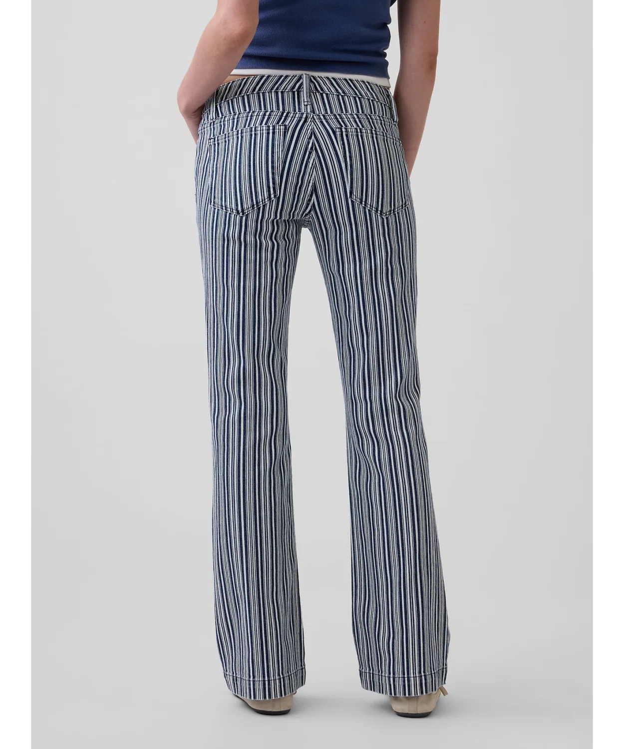 Женские джинсы с низкой посадкой и полной длиной, модель Long & Lean GAP, Blue — фото 3