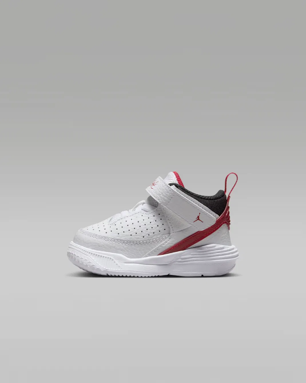 Детская/подростковая обувь Jordan Max Aura 5, White/Varsity Red/Wolf Grey/Black