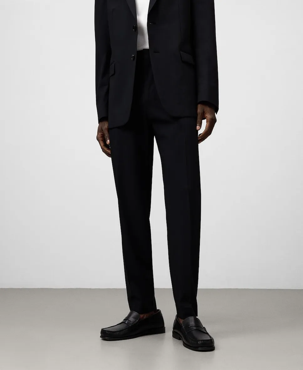 

Мужские классические брюки кроя slim fit Adolfo Dominguez, черный