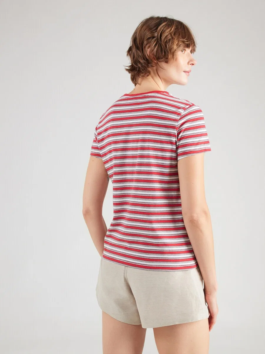 Футболка LEVI'S PERFECT красного цвета — фото 4