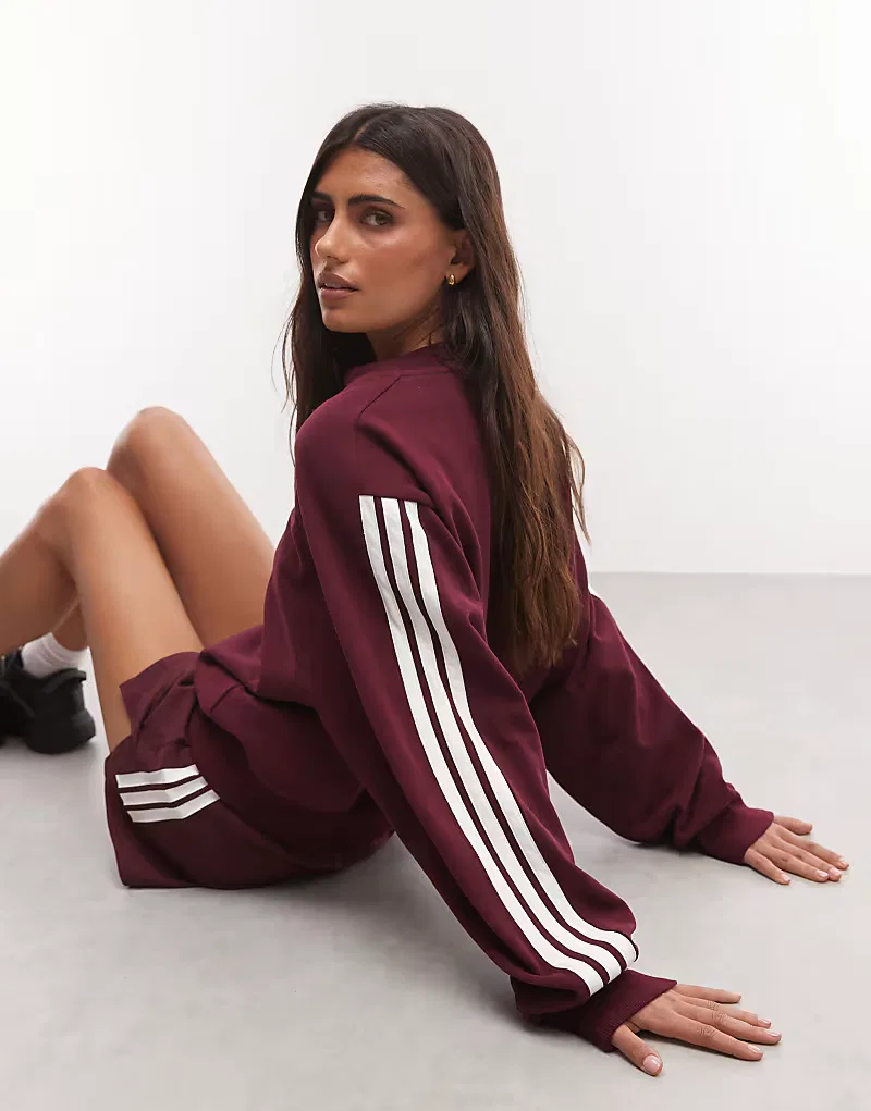 Толстовка Adidas Sportswear с тремя полосками, бордовый
