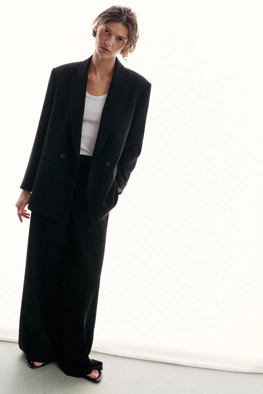 Брюки с высокой талией и широкими штанинами ZARA, Black