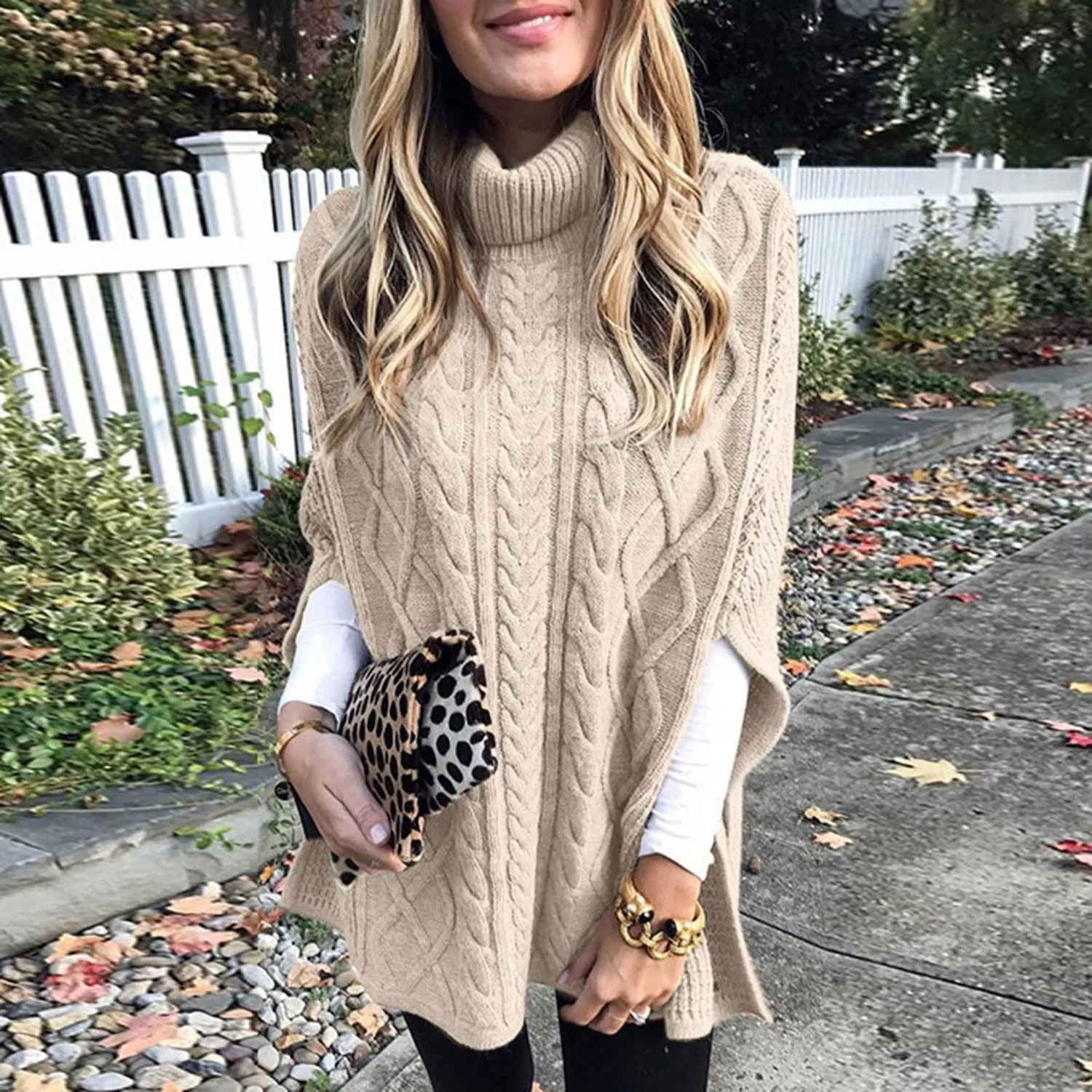 Женский вязаный свитер с высоким воротником, модель Maglione lavorato a maglia a cavo, Beige — фото 2