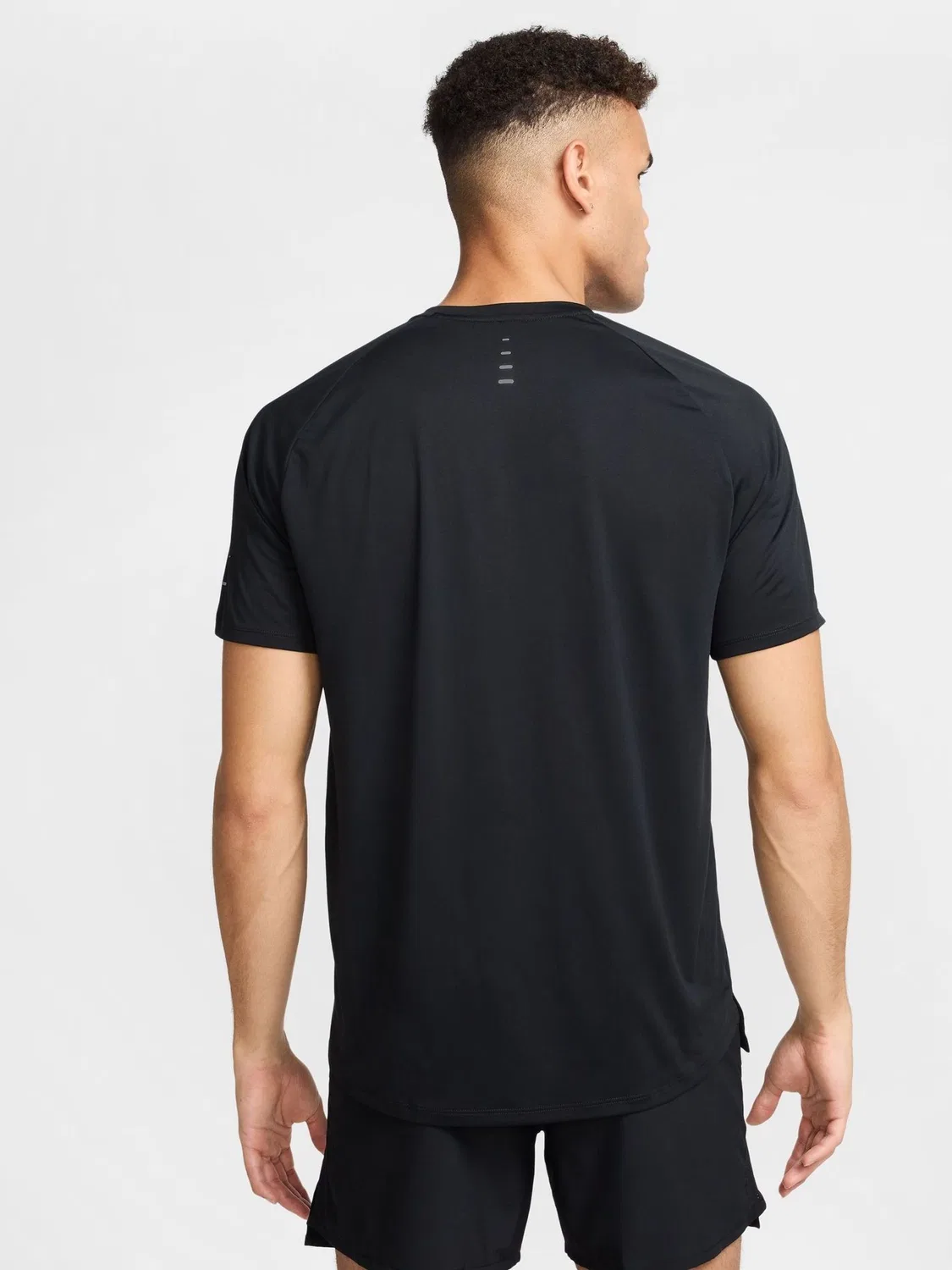 Футболка беговая Dri-FIT Stride Nike, черный — фото 2