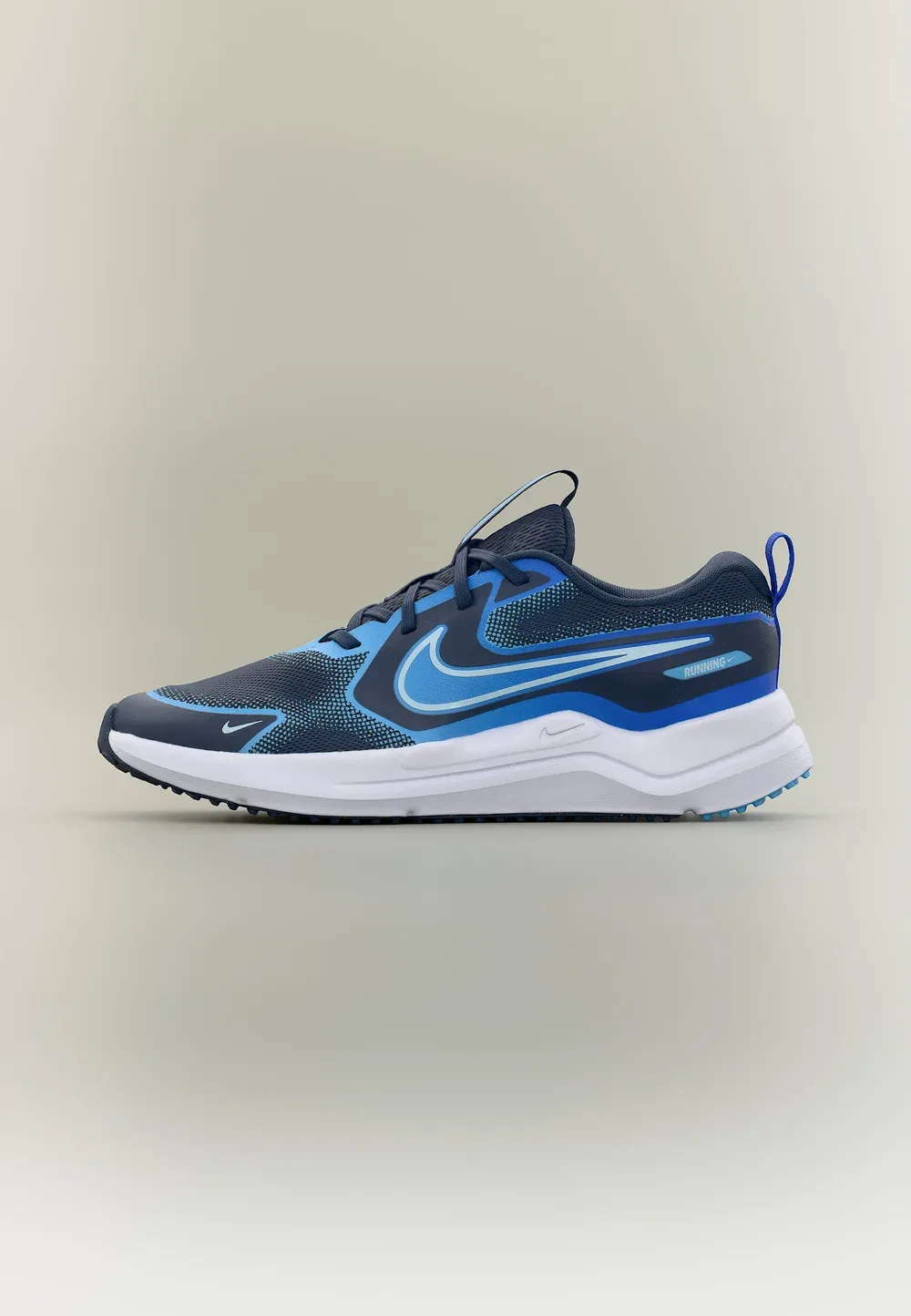 Кроссовки Cosmic Runner унисекс для бега по улицам Nike Performance, Midnight Navy/Glacier Blue/Racer Blue/Football Blue