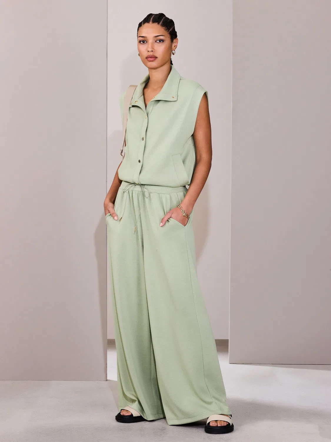 Брюки широкие струящиеся Sage Green Next, зеленый
