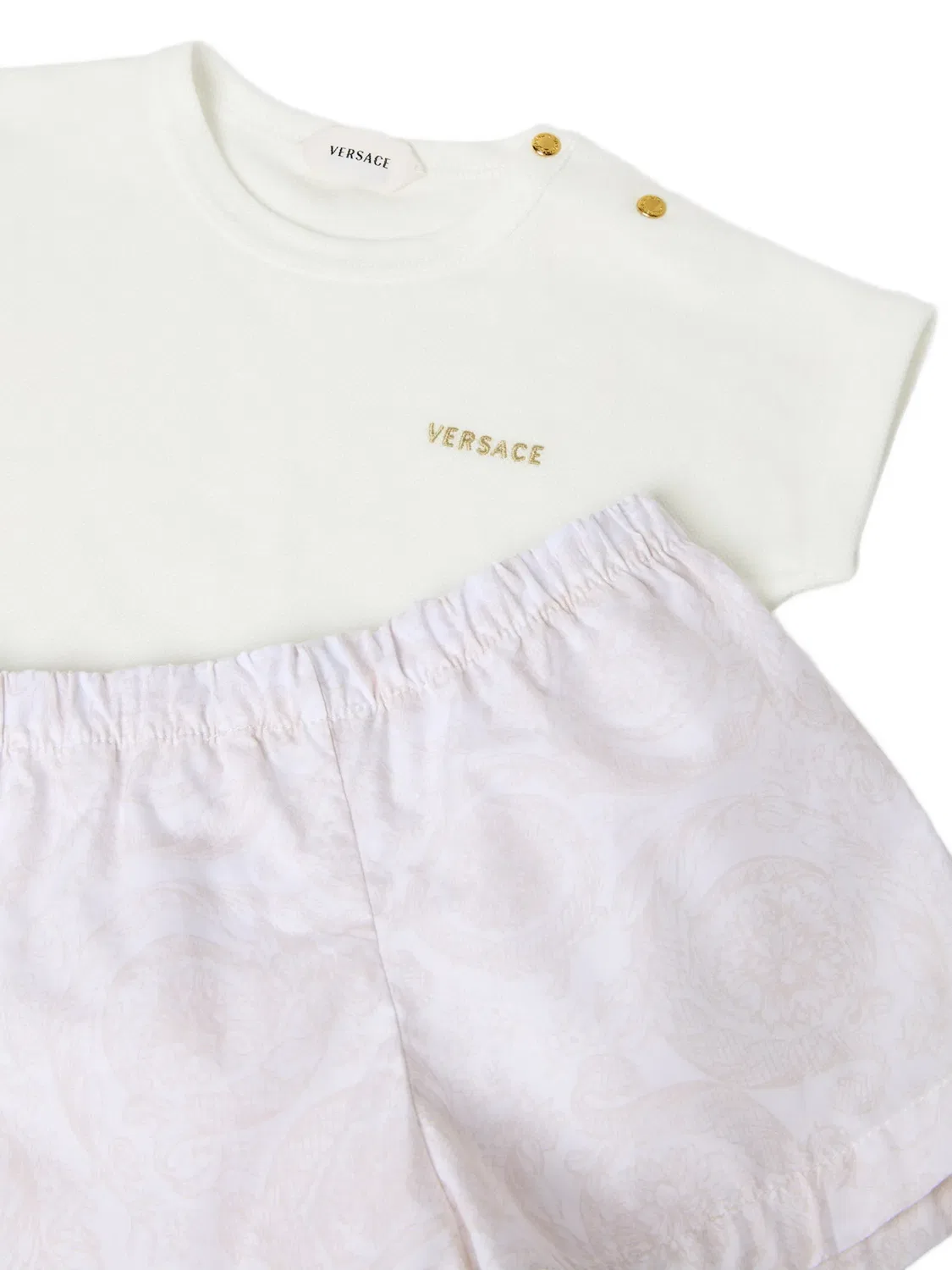 Комплект из футболки и шортов с принтом Barocco Versace Kids, белый — фото 3