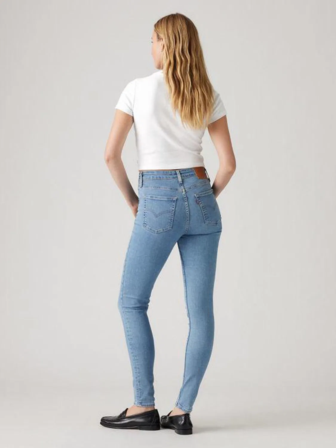 Джинсы скинни с высокой посадкой 721 Levi's, светло-голубой — фото 4