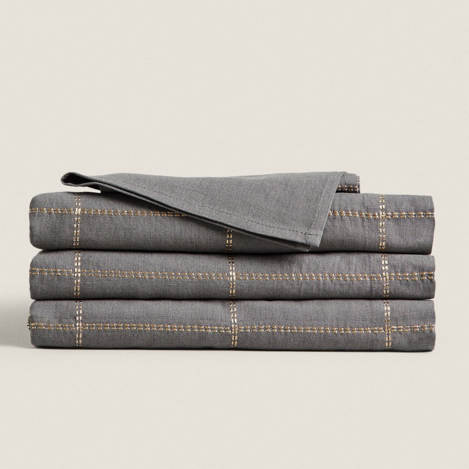 

Скатерть Zara Home Christmas Chain Linen, 170 x 250 см, серый