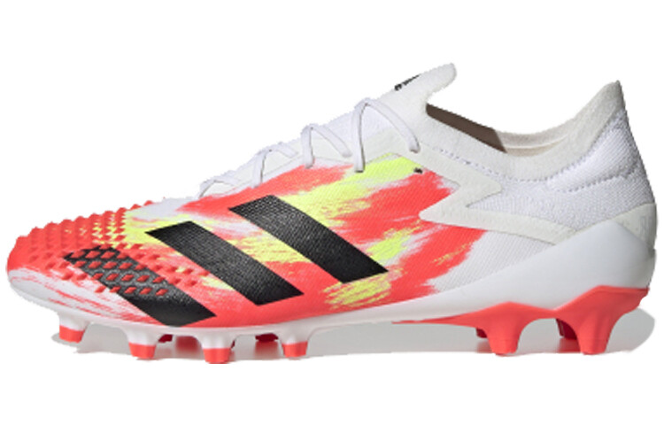

Мужские футбольные кроссовки Adidas Predator