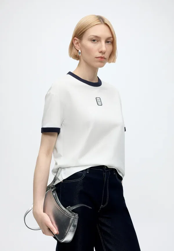 Футболка Lacoste Классическая, однотонная, белая — фото 4