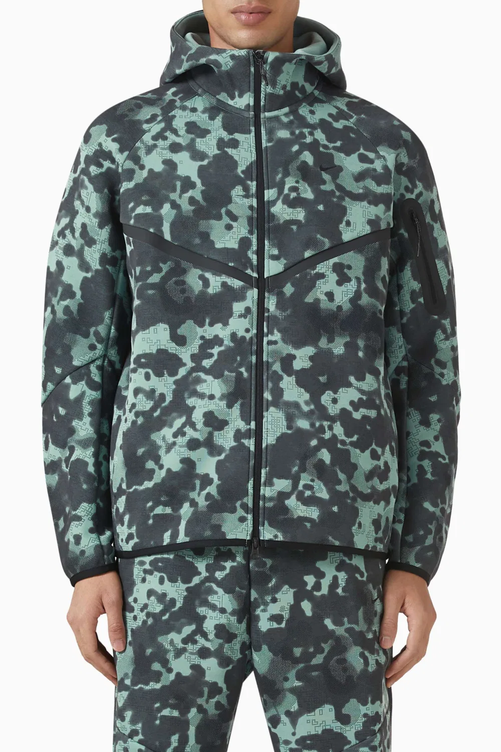 Куртка на молнии с камуфляжным принтом Windrunner Nike