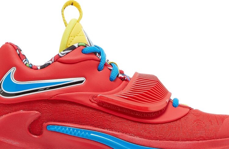 Кроссовки Nike UNO x Zoom Freak 3 SE GS '50th Anniversary - Red', красный — фото 3