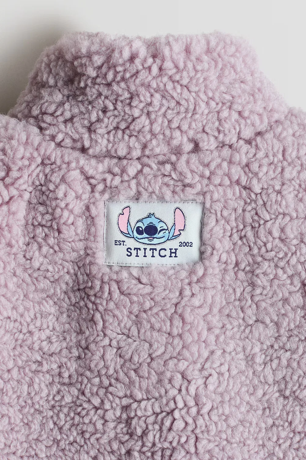 Жилет из плюшевого флиса с декоративным рисунком H&M, Helllila/Lilo & Stitch — фото 2