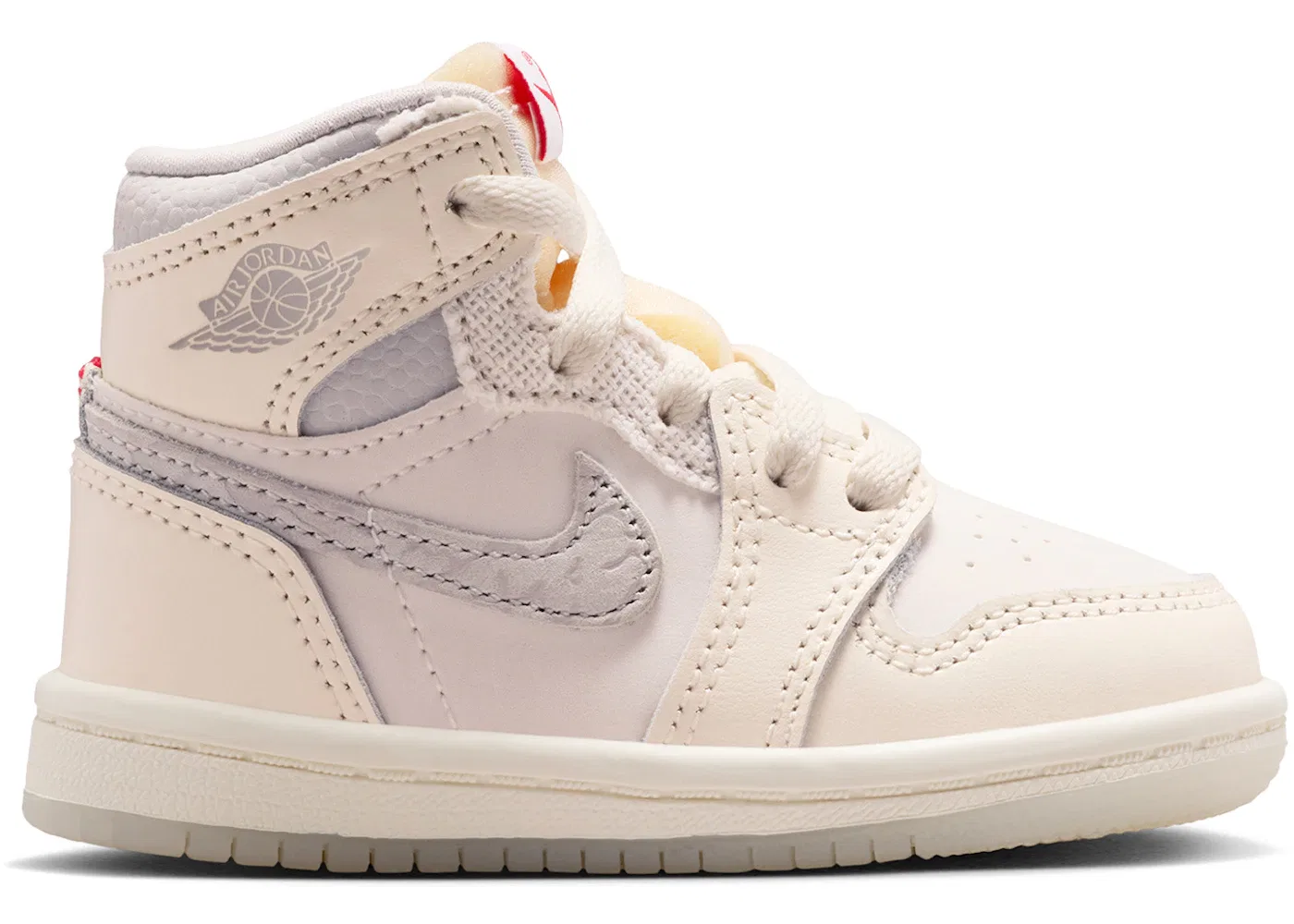 Детские кроссовки Lifestyle Jordan 1 Retro High OG Jordan, Sail/University Red/Pale Ivory/Coconut Milk/Phantom/Coconut Milk