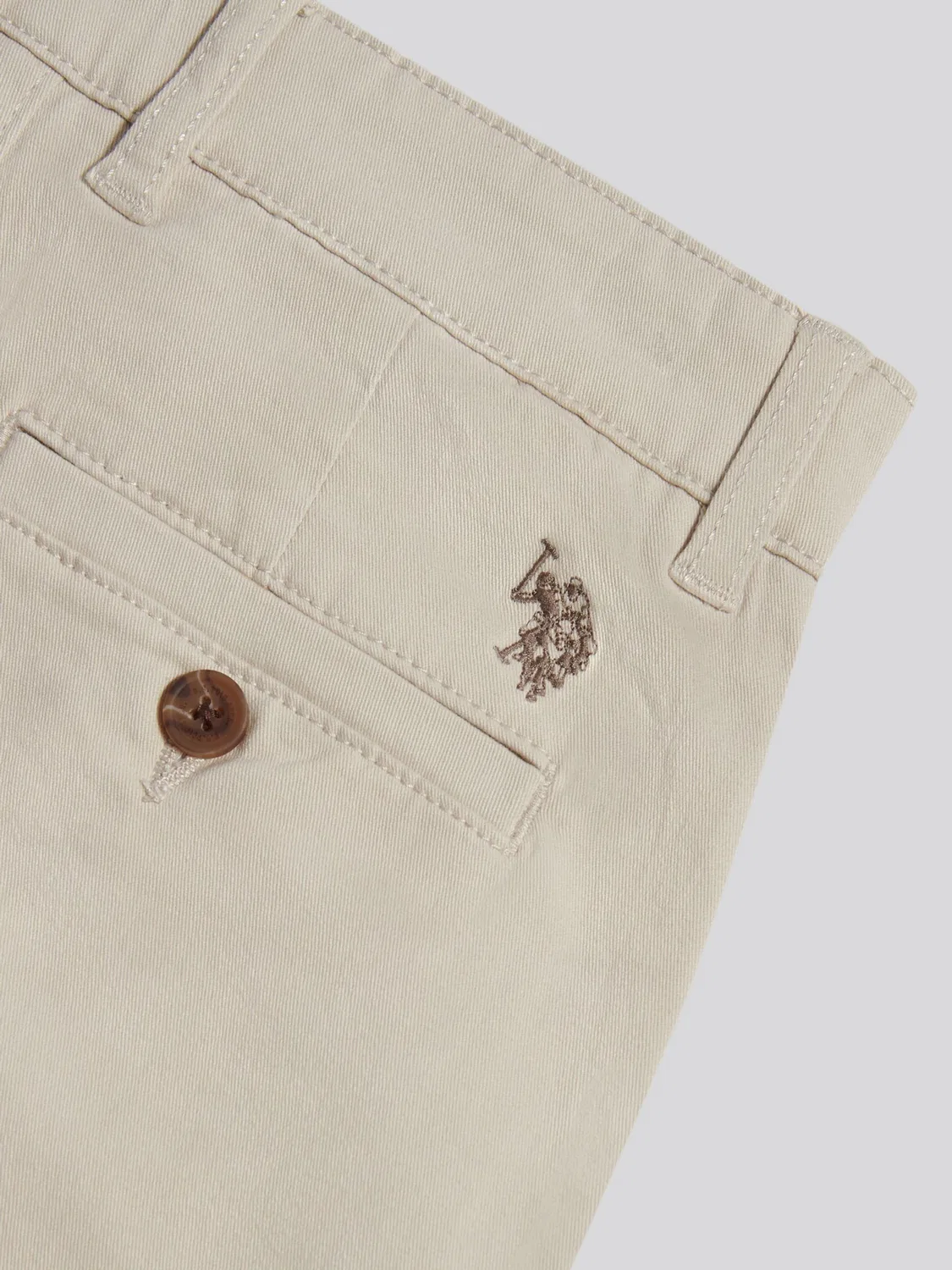 Шорты классические чинос U.S. Polo Assn, кремовый — фото 3