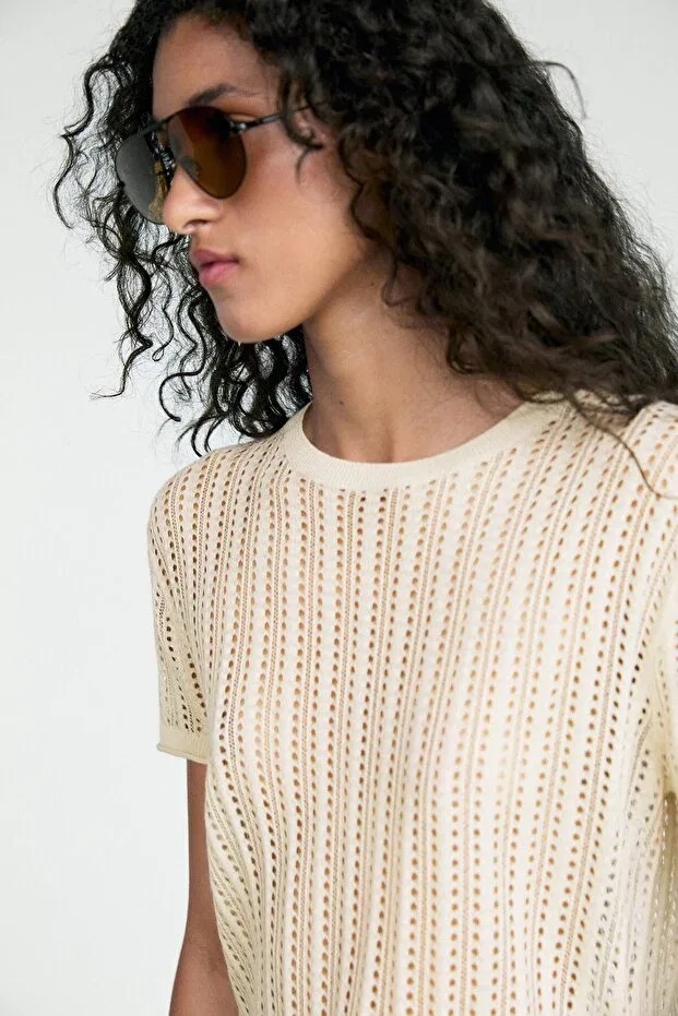 Женский топ с коротким рукавом ажурный Massimo Dutti, Natural — фото 3