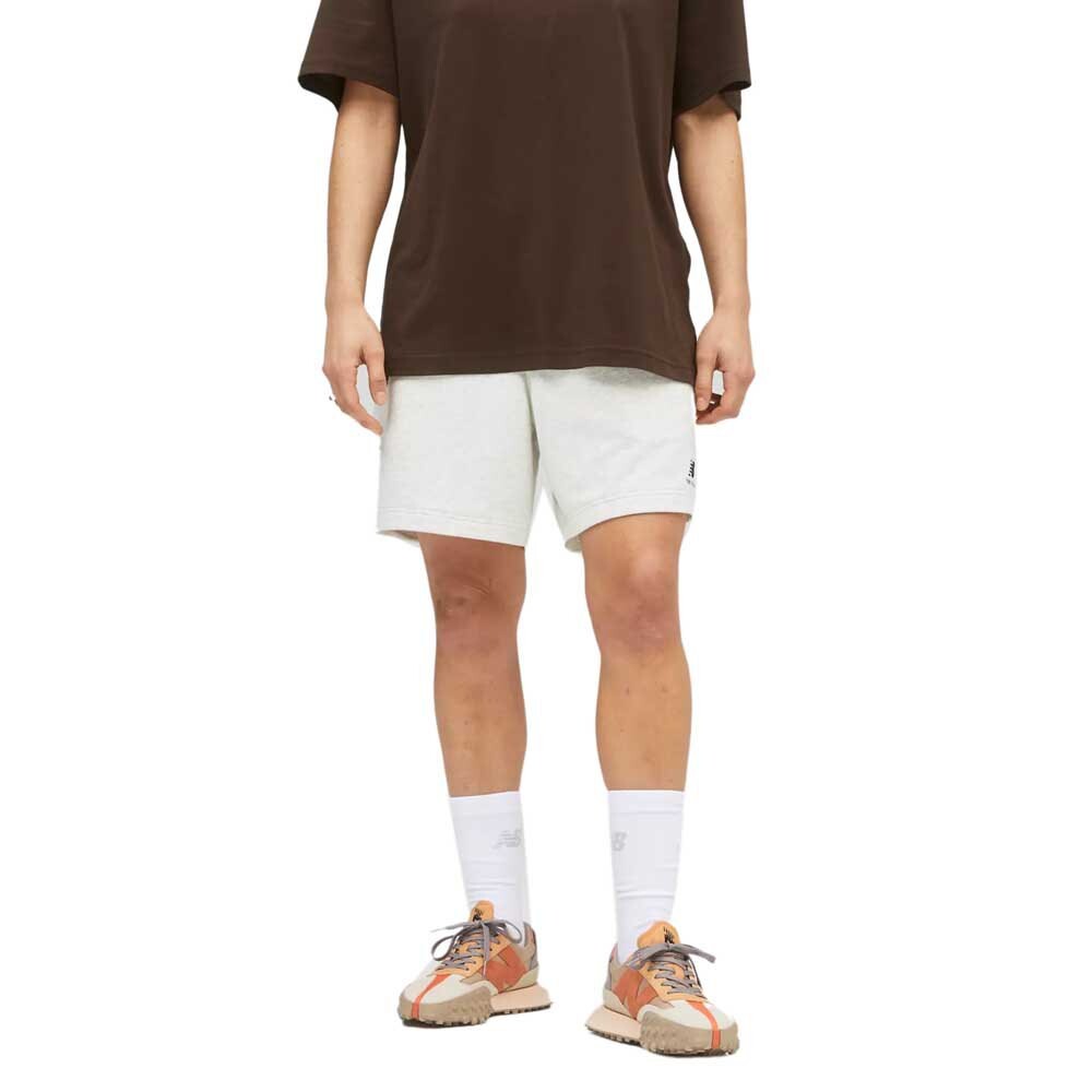 

Шорты New Balance Uni-ssentials French Terry, белый