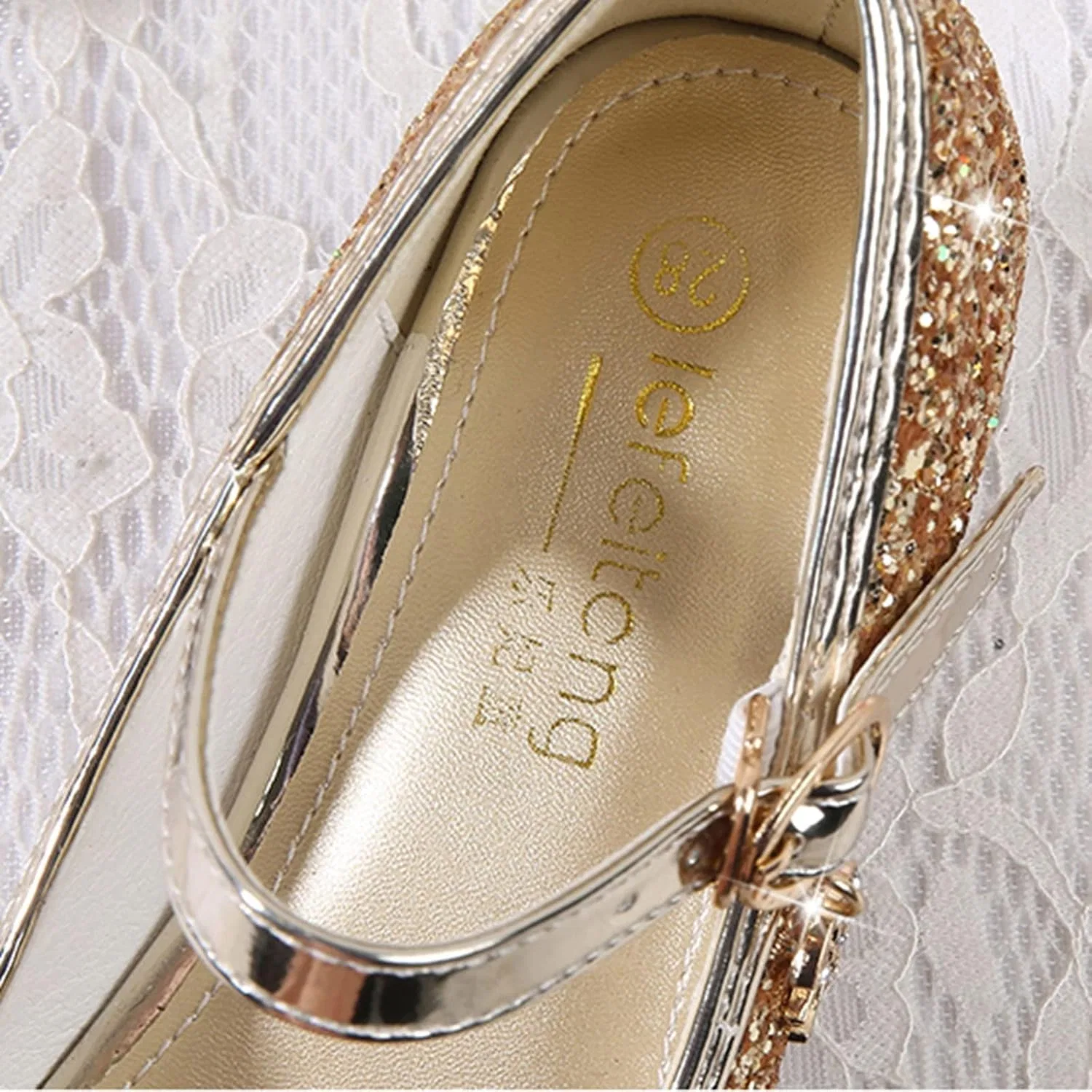 Детские туфли для девочек с бантом и блестками Mary Jane Pumps, Gold — фото 3
