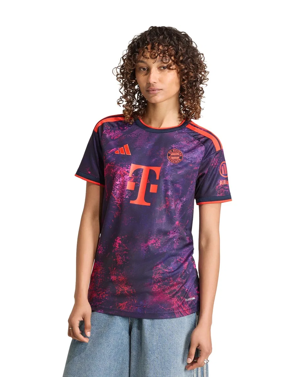 Фиолетовая футболка ADIDAS PERFORMANCE FC Bayern Munchen — фото 2
