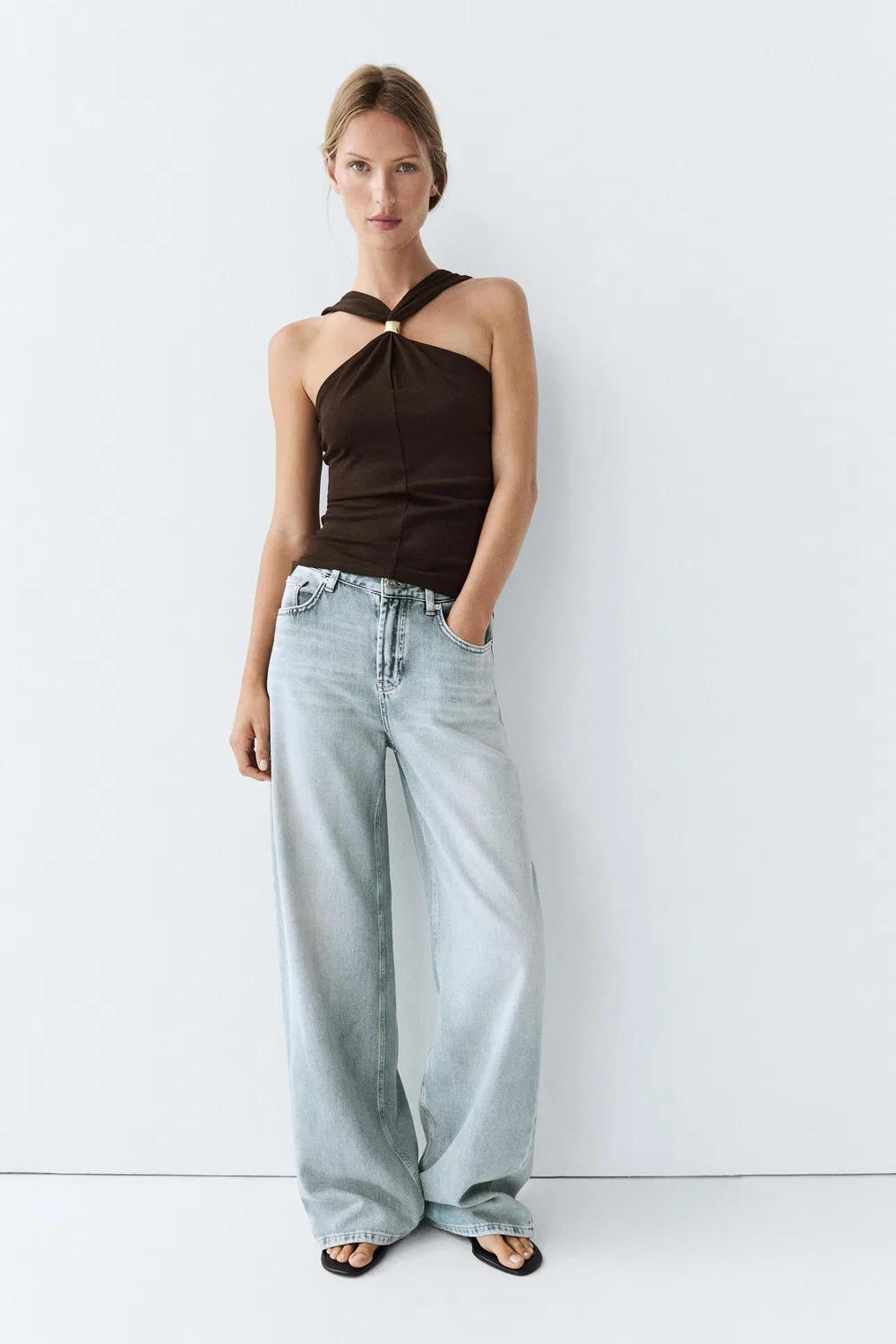 Топ Massimo Dutti, с завязками на шее и декоративными бретелями, коричневый — фото 4