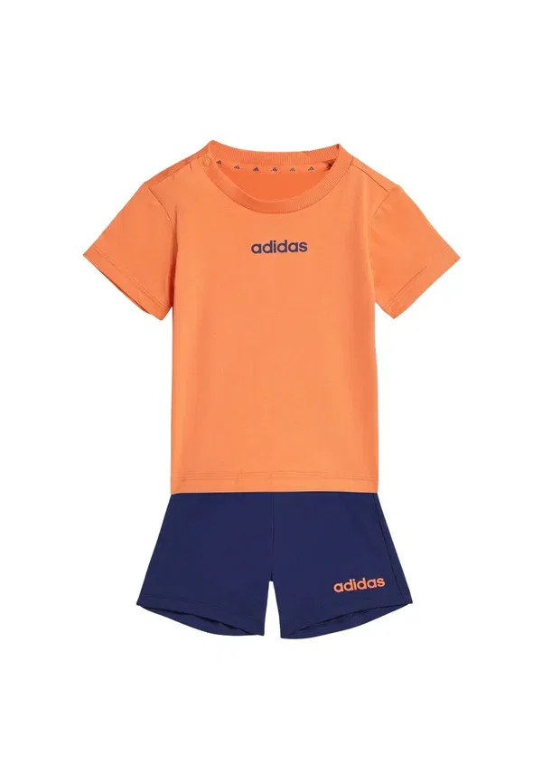Комплект первой необходимости: футболка и спортивные шорты Adidas Performance, оранжевый
