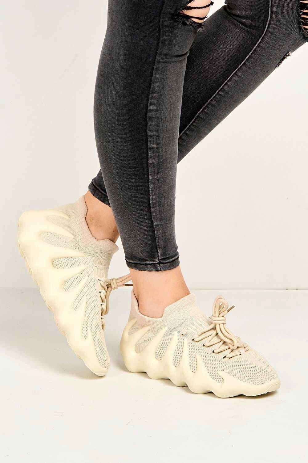 

Кроссовки Desirae Structured Sole Lace-up Trainers Miss Diva, бежевый