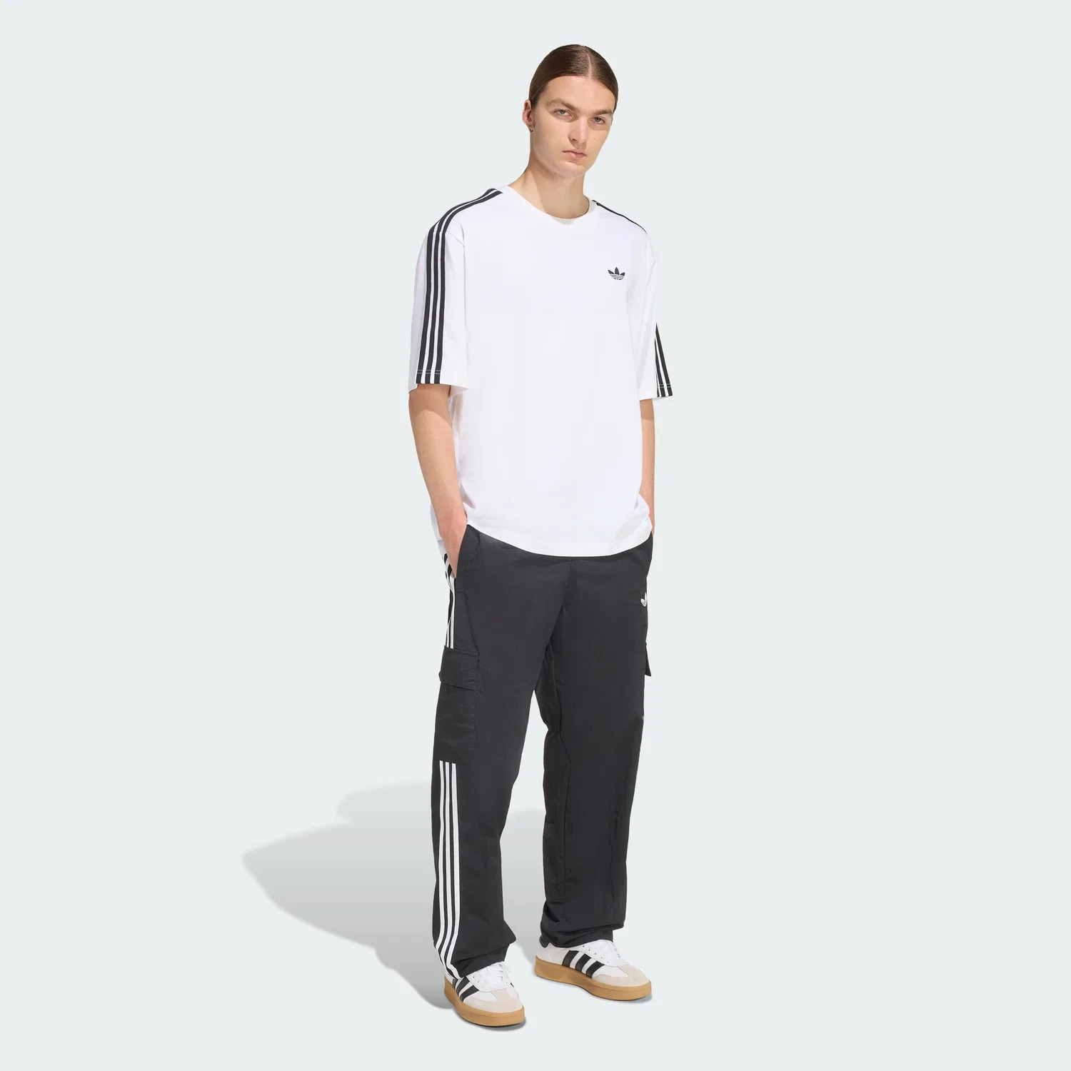 Мужские классические брюки карго Adicolor с тремя полосками чёрного цвета от Adidas — фото 3