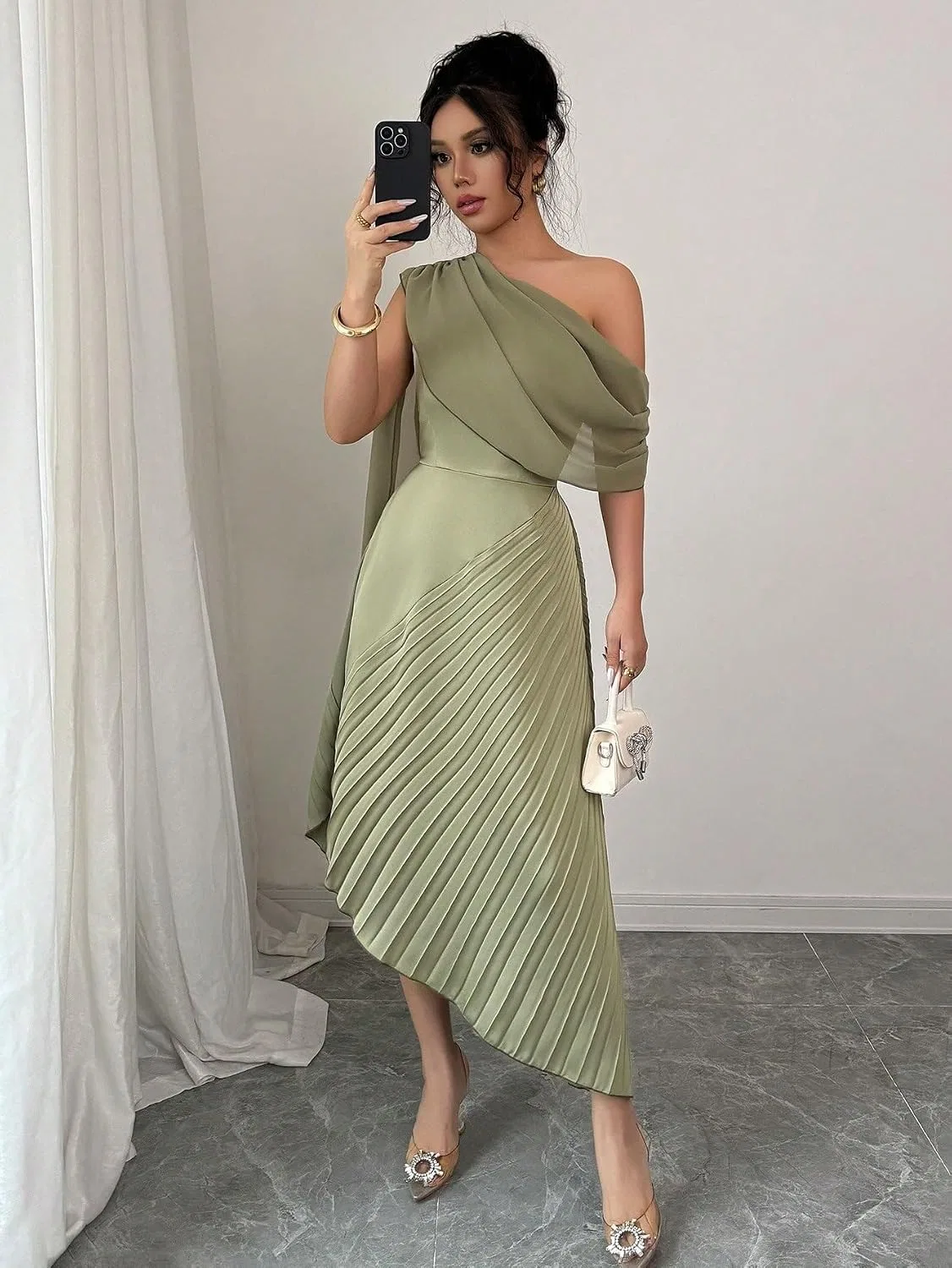 Женское миди-платье с одним плечом шифоновое плиссированное, Green — фото 4