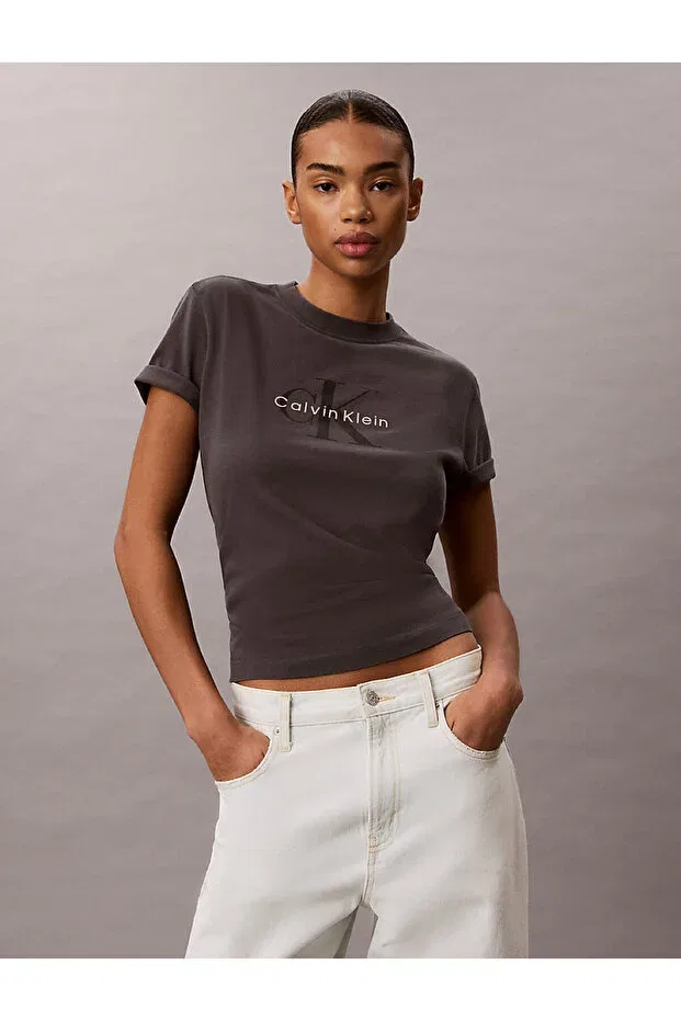 Женская футболка с кислотной стиркой Calvin Klein, Dark Blue — фото 3