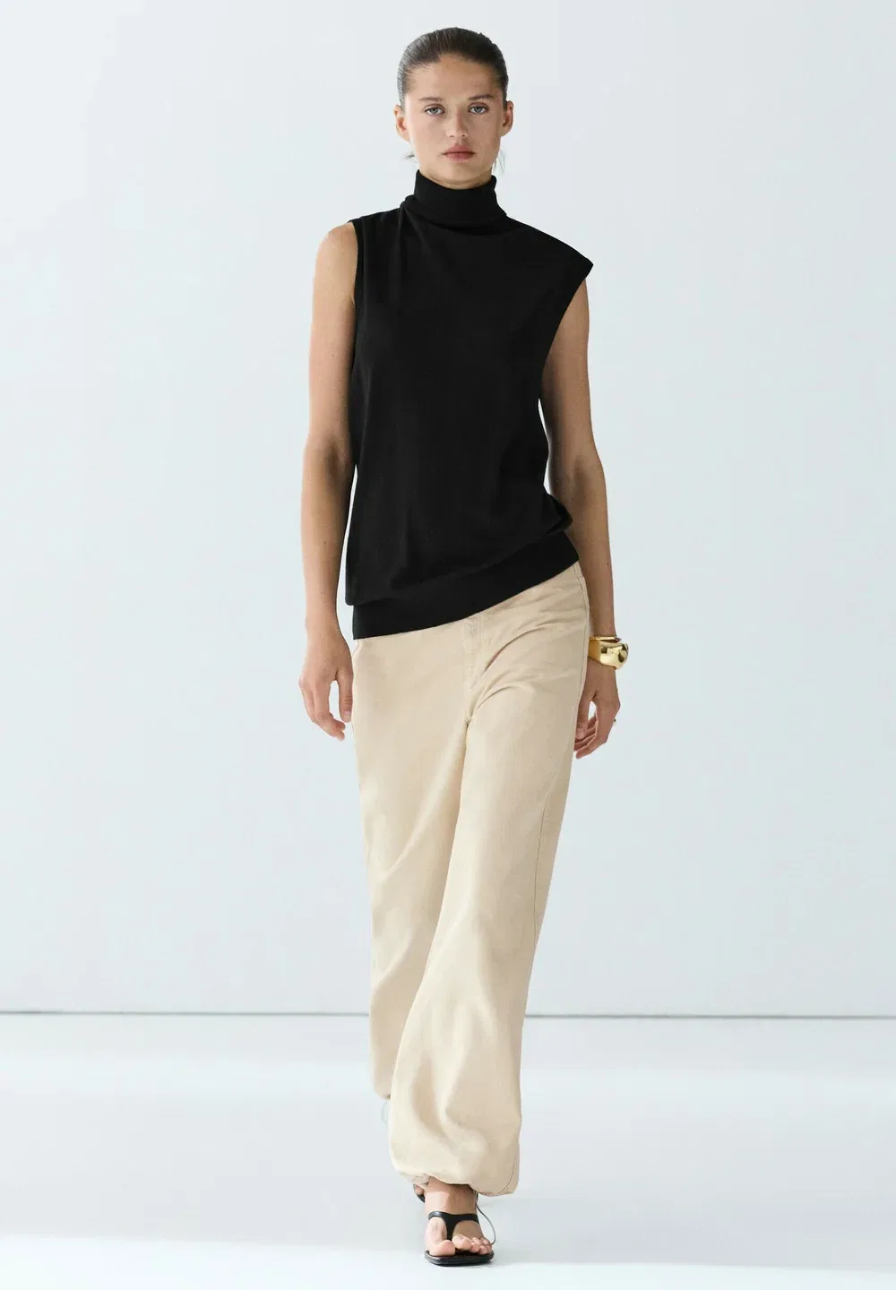Водолазка с асимметричным подолом - футболка с принтом Massimo Dutti, Black — фото 2