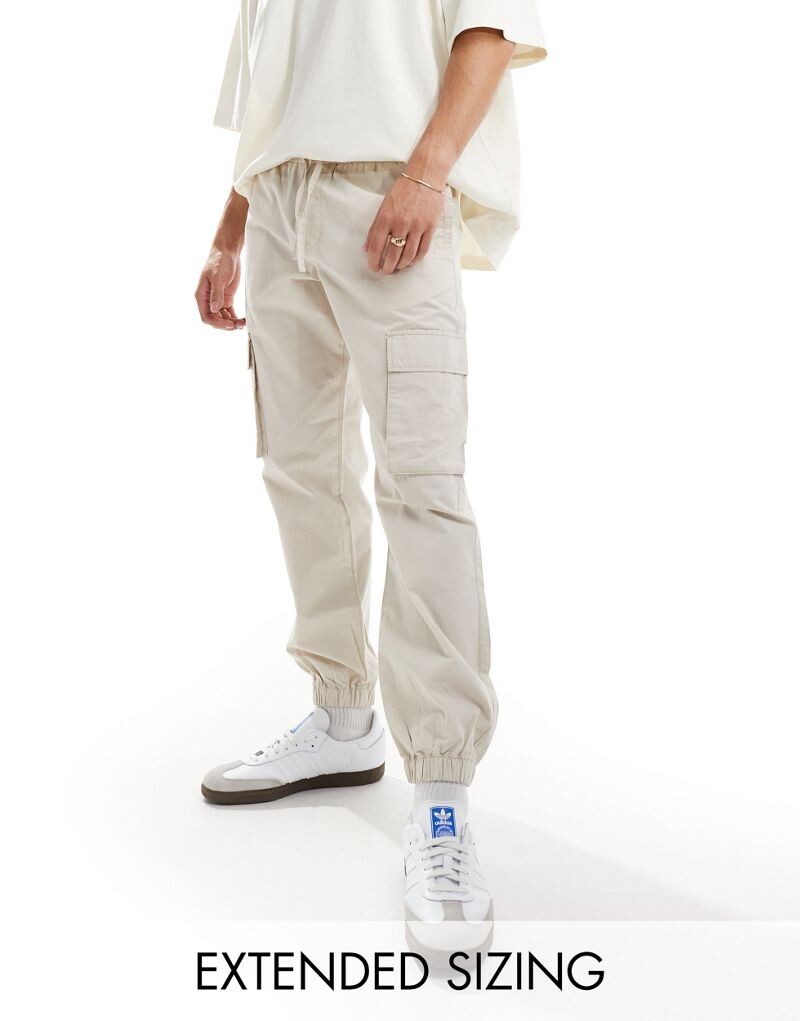 

Зауженные брюки каменного кроя ASOS DESIGN