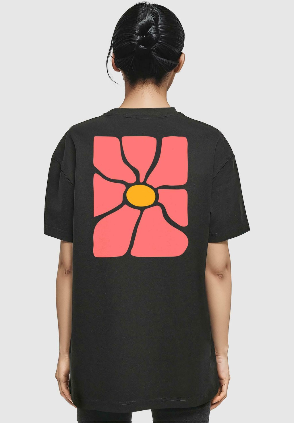 

Футболка с принтом FLOWER ART Merchcode, черный