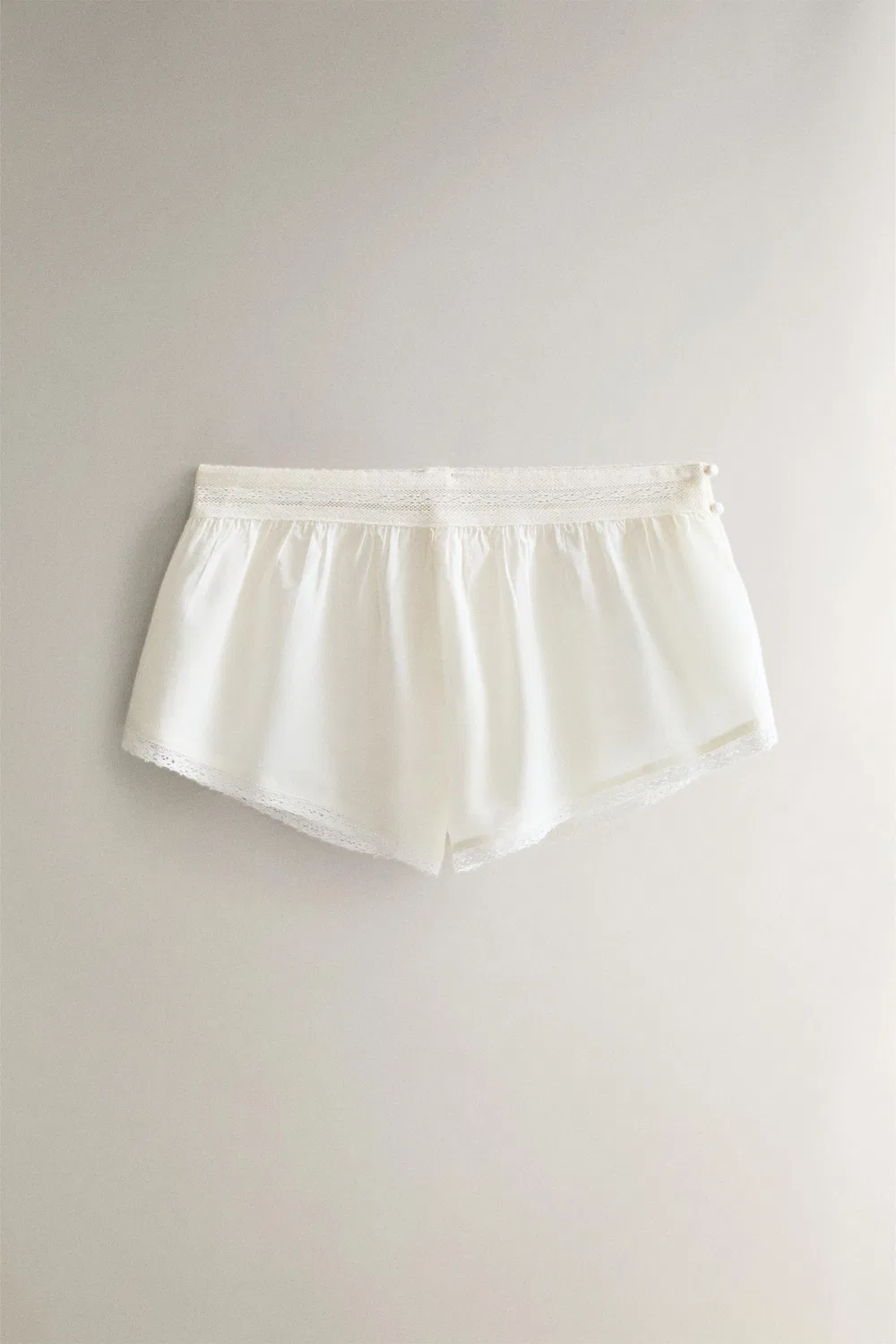 Шорты-кюлоты с кружевом ZARA, Ivory