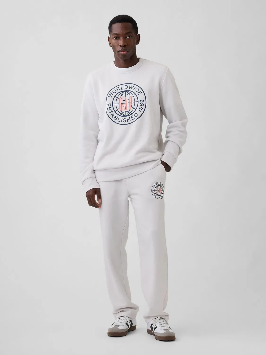 Свитшот Relaxed Graphic Gap, белый — фото 3