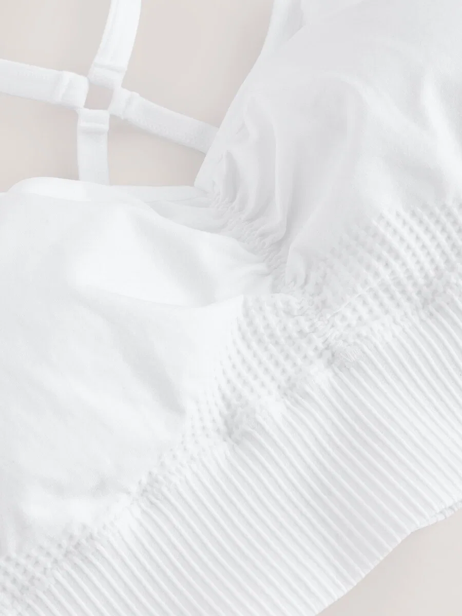 Спортивный бюстгальтер Next Bralette белого цвета — фото 3