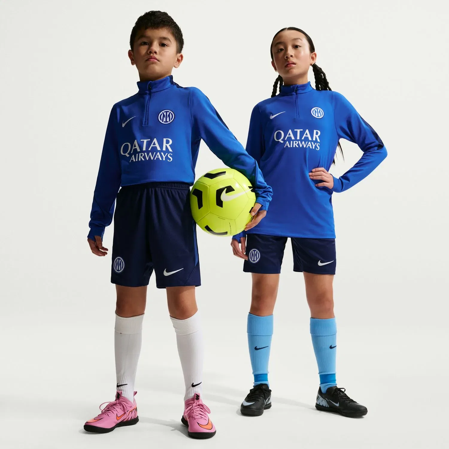 Детские шорты для мальчиков футбольные Inter de Milán 2026-2027 Dri-FIT Strike Nike, Azul — фото 2