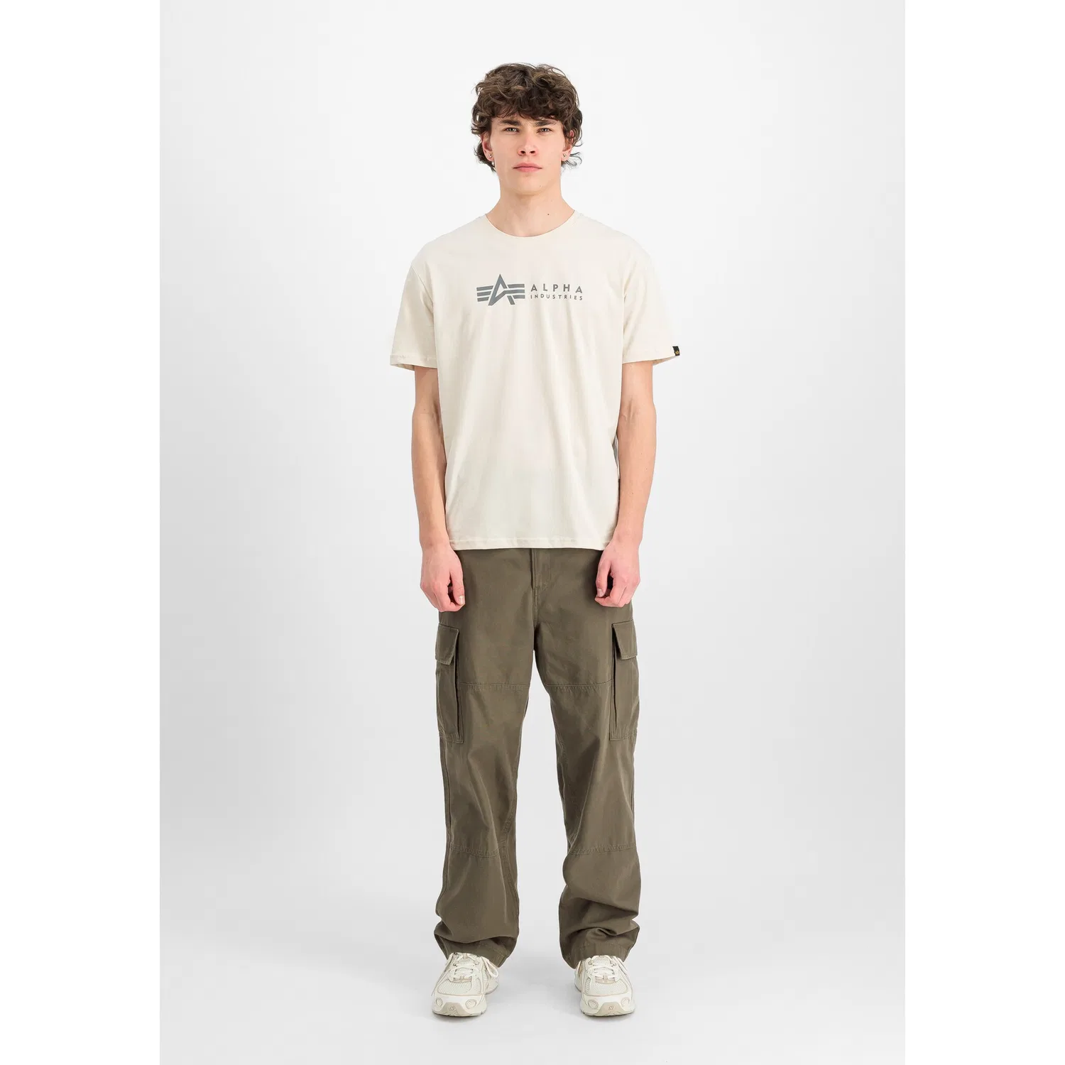 Детские футболки с круглым вырезом Alpha Industries, Black Olive/Jet Stream White — фото 3