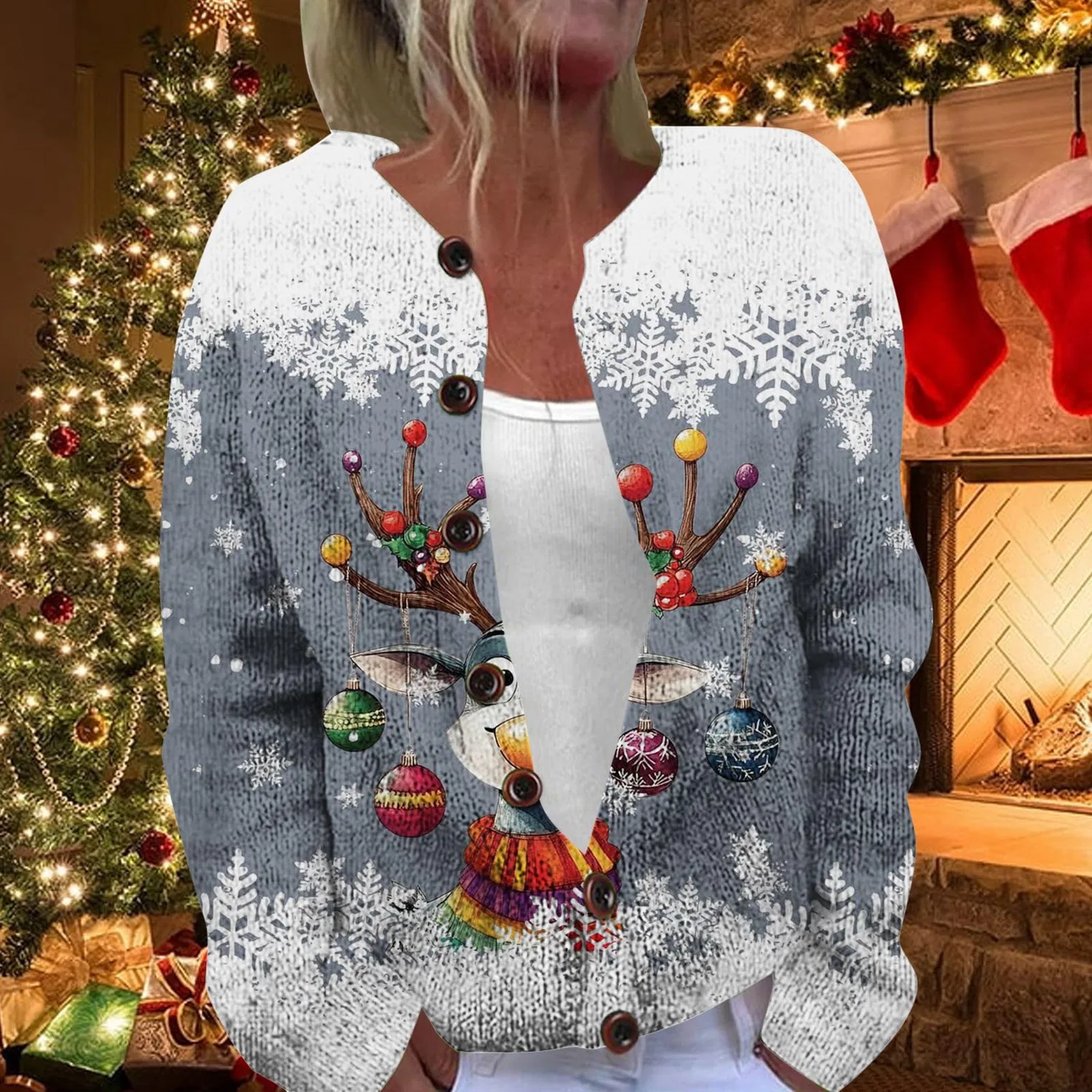 Женское пальто с длинным рукавом Cardigan Noel Donna Cattivissimo Giacca Calda Manica Lunga Casual Vestibilità ampia Cappotto Chic ed Elegante con Bottoni Rigolo Cappotti Confortevole Morbido Versatile Autunno Inverno Natale Giacche, Grigio — фото 2