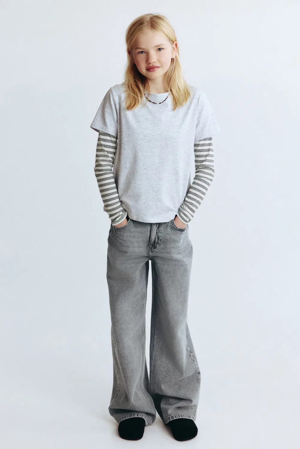 Джинсы с широкими штанинами H&M, Helles Denimgrau