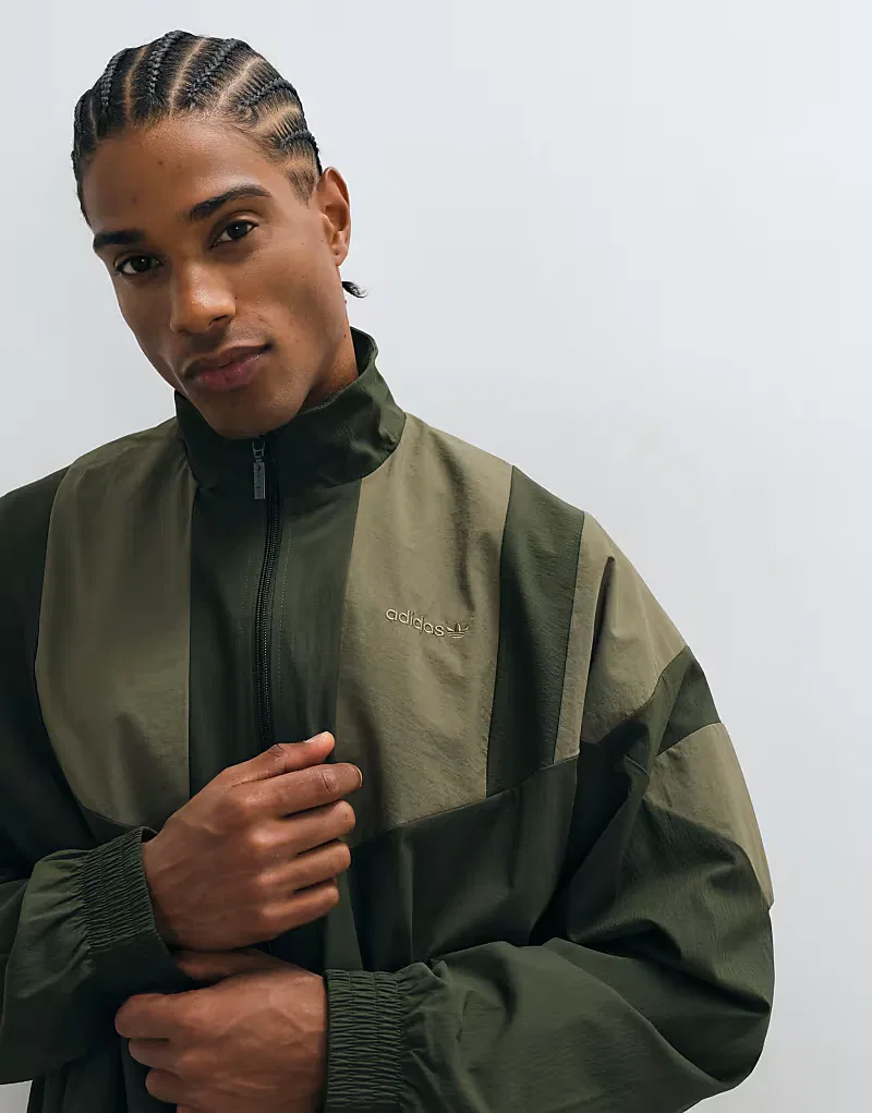 Тканая спортивная куртка Adidas Originals Munich хаки