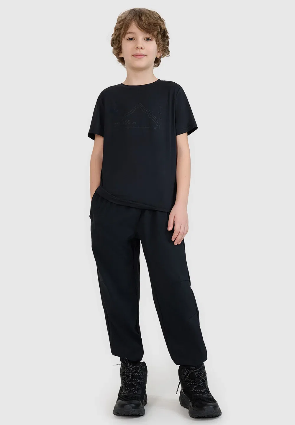 Футболка trekkingowy szybkoschnący chłopięcy - czarny 122/128 (6-8 лат) - спортивная футболка 4F, Deep Black
