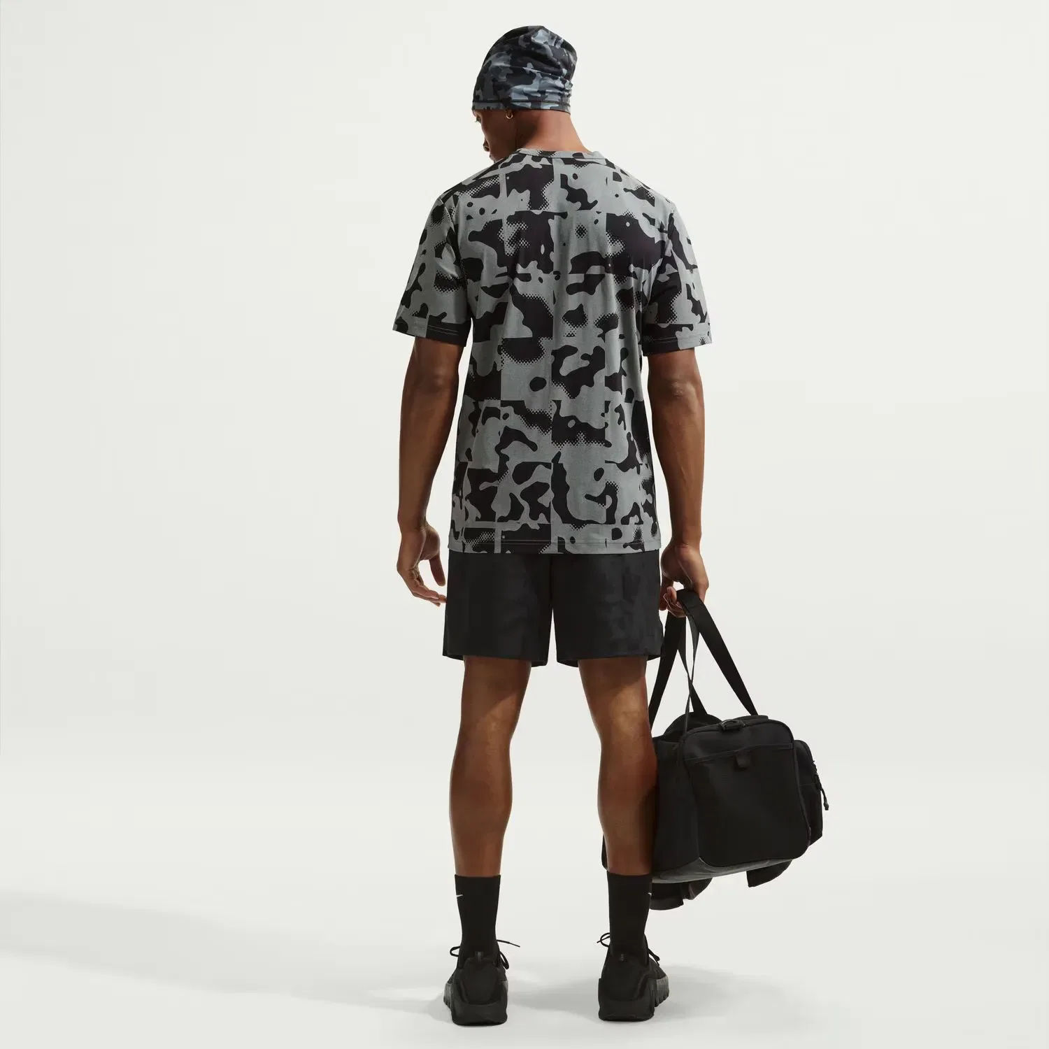Мужская футболка с принтом Nike Dri-FIT HYVERSE AOP Nike, Gris — фото 2