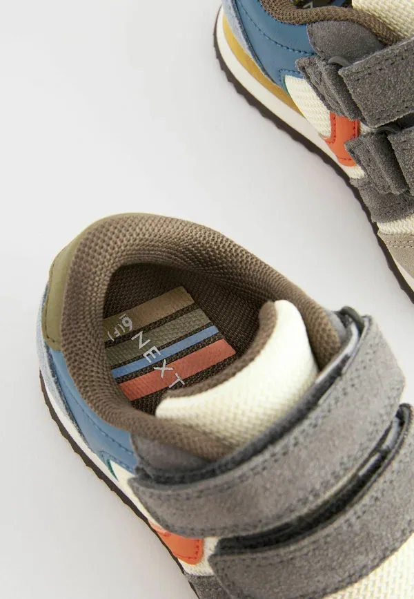 Кроссовки с двойной липучкой, замша Wide fit double strap baby trainers, Next, крапчатый бежевый — фото 4