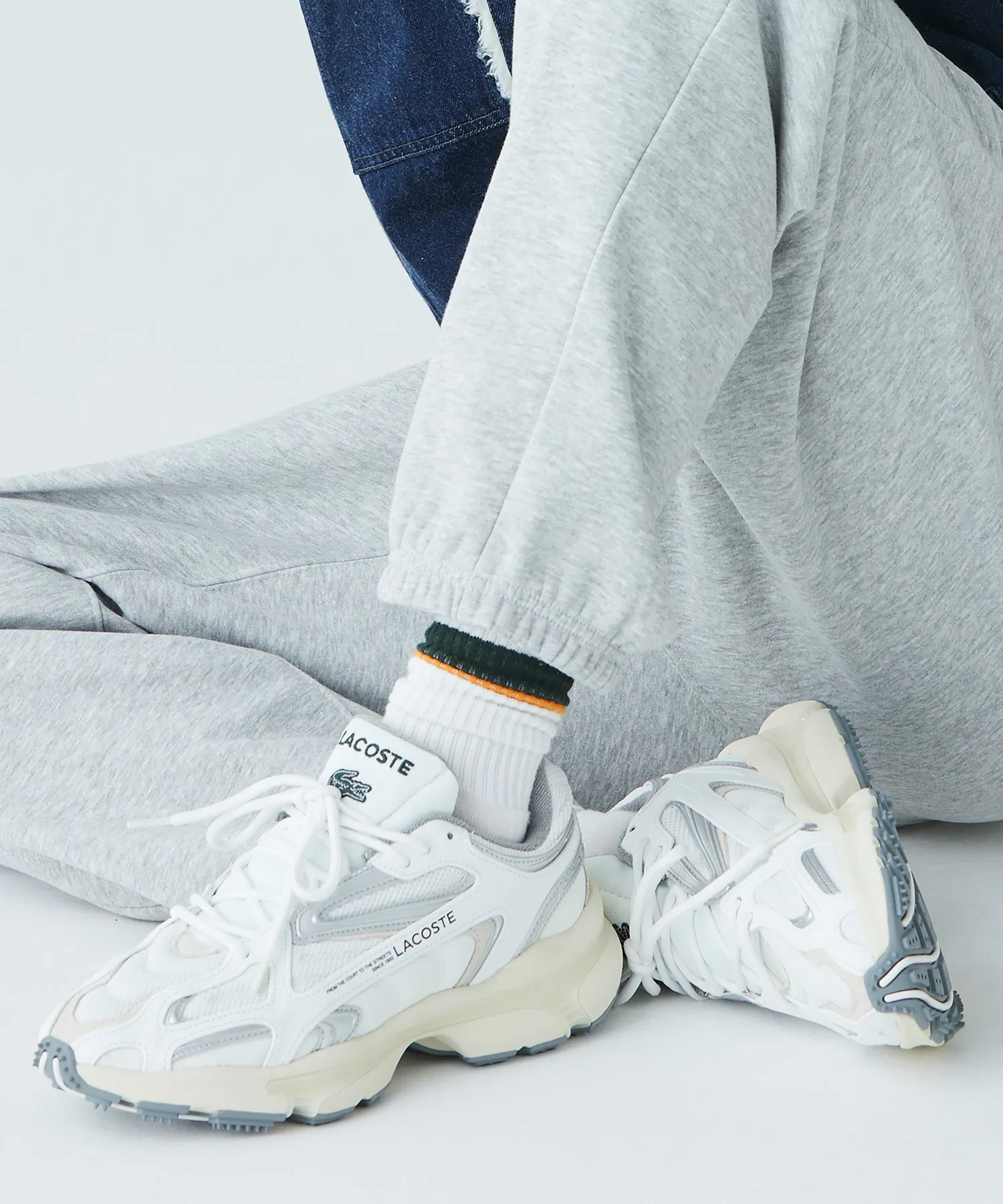 Мужские кроссовки LACOSTE L003 2K24 серые — фото 3